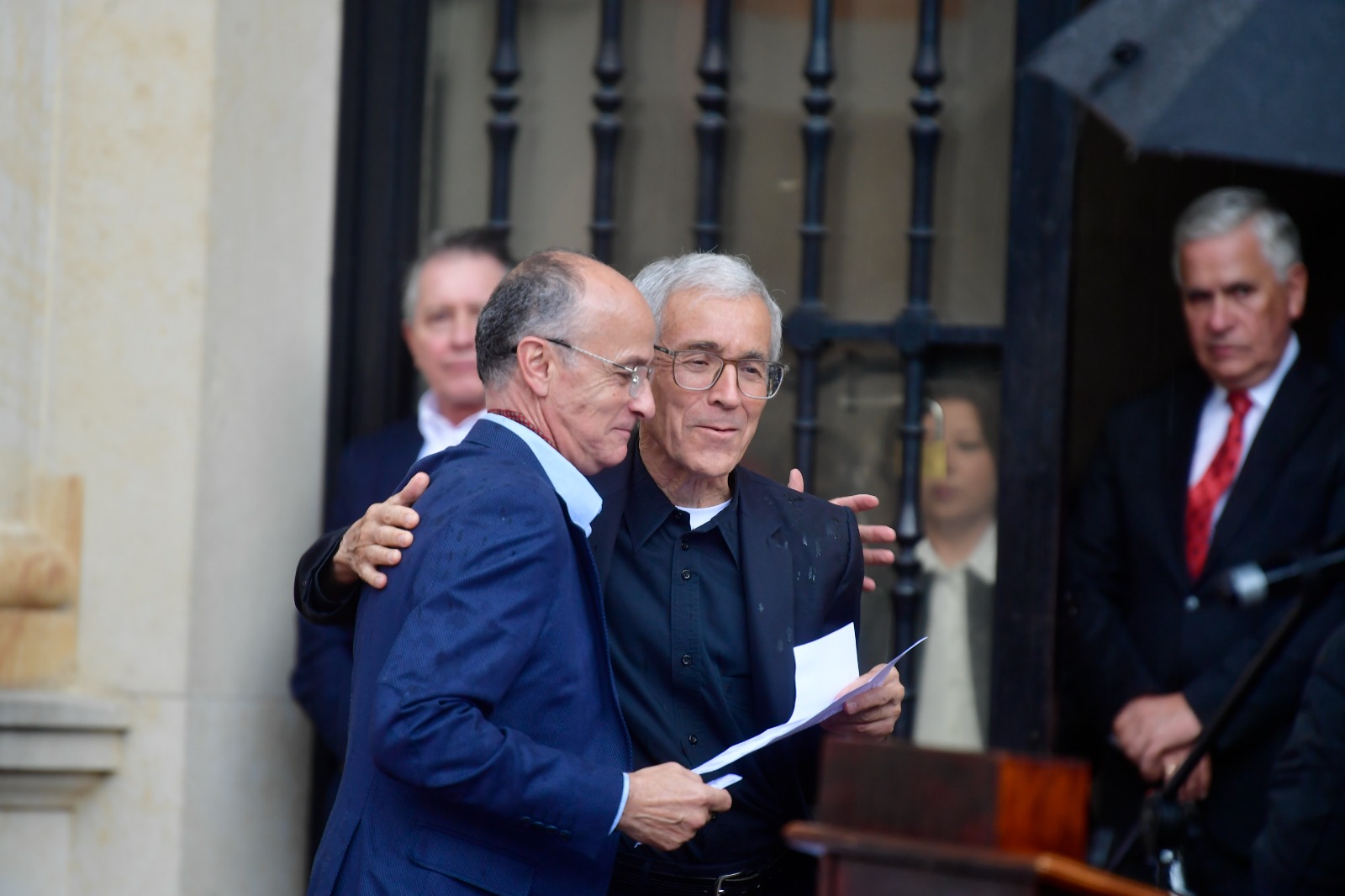 El acto de disculpas por pederastia jesuita que terminó en confusión