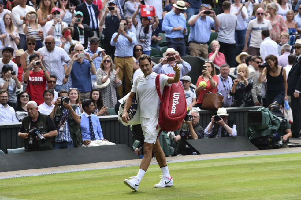 Roger Federer, luego de su triunfo sobre Alexander Dolgopolov. / AFP