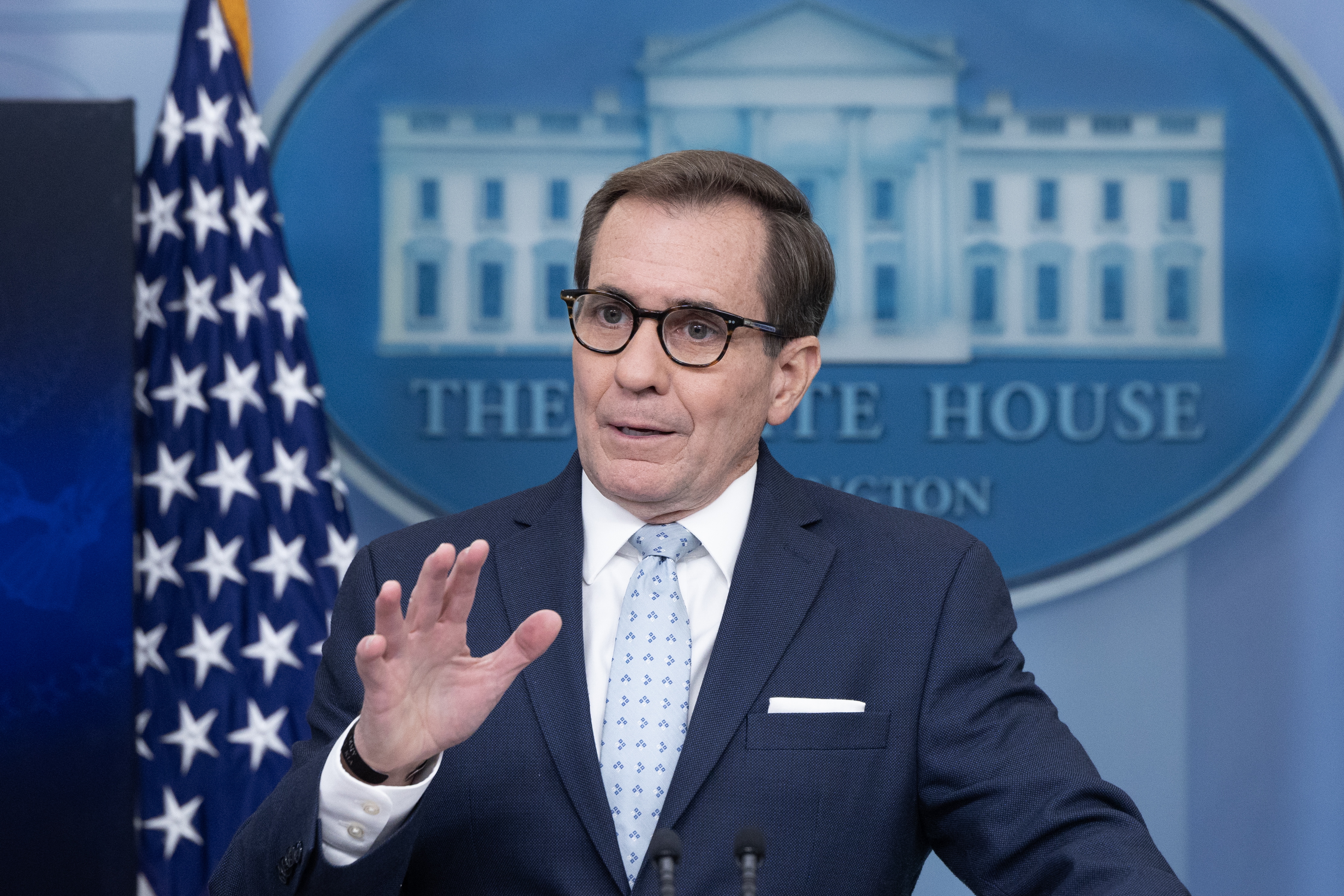 Washington (United States), 20/11/2023.- US National Security Council Coordinator for Strategic Communications John Kirby participates in a news conference during which he spoke on the conflict in Israel and Gaza and funding for Ukraine, in the James Brady Press Briefing Room of the White House in Washington, DC, USA, 20 November 2023. (Ucrania) EFE/EPA/MICHAEL REYNOLDS