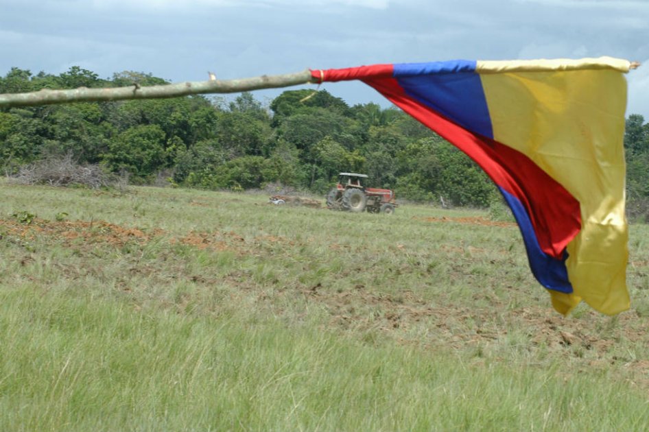 Agresiones a defensores DD.HH. en Colombia crecieron 49% en 2012