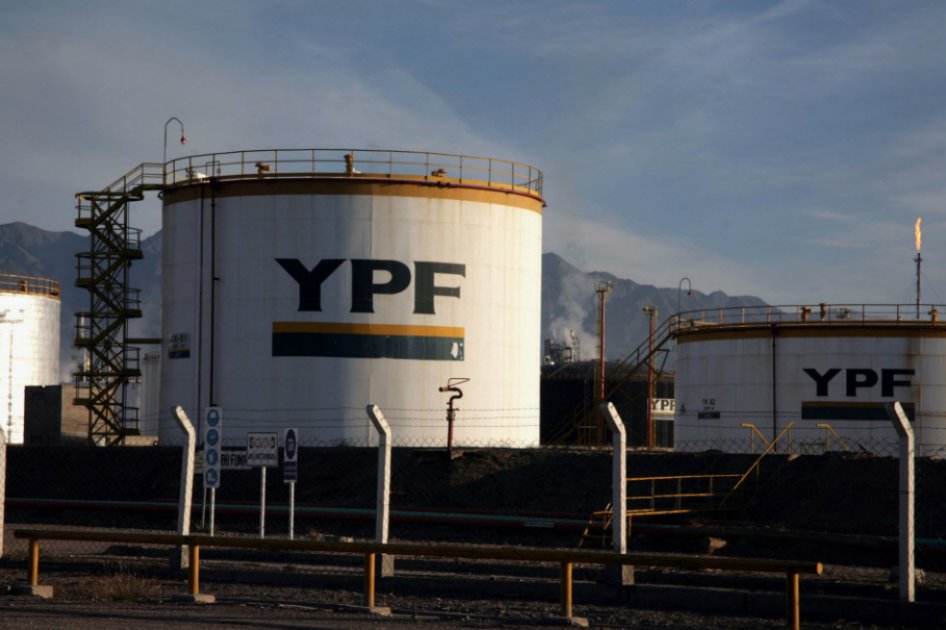 Petrolera estatal argentina anuncia hallazgo de yacimiento de crudo