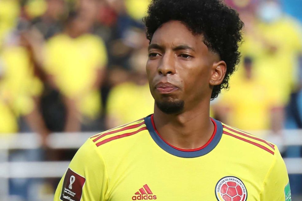 Oficial: Johan Mojica, nuevo jugador del Villarreal de España