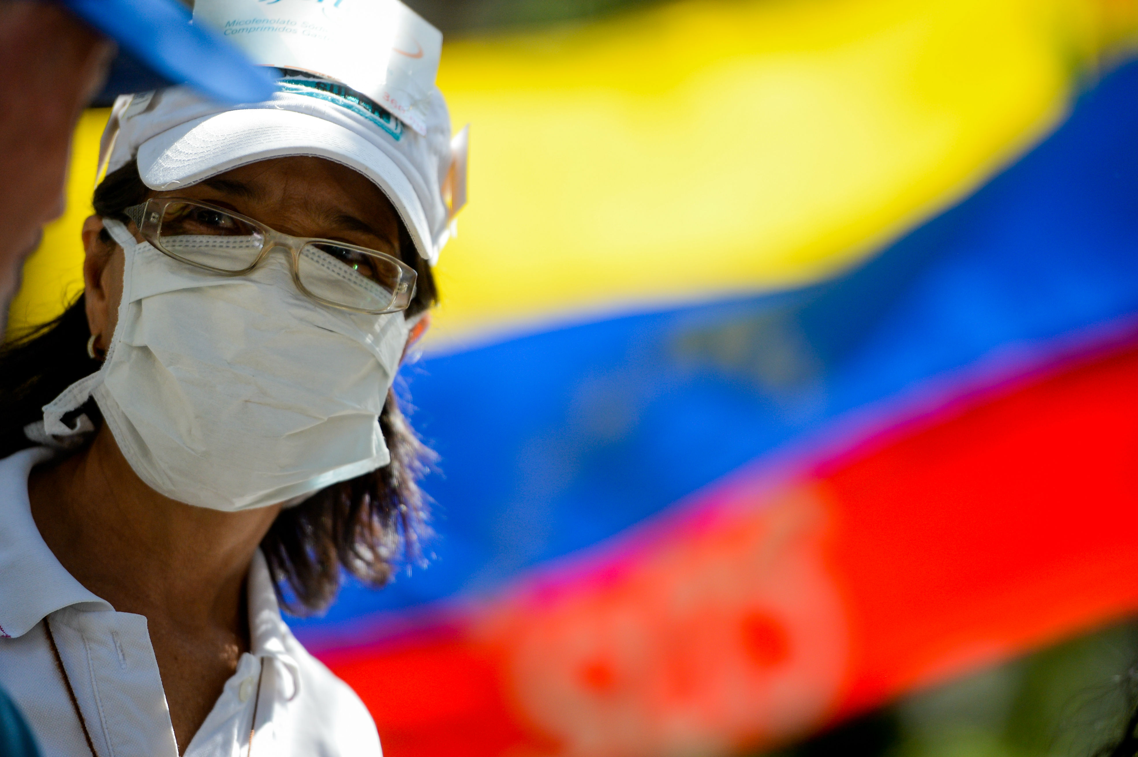 «Mi hija no quiere ser la próxima en morir»: Trasplantados piden ayuda en Venezuela