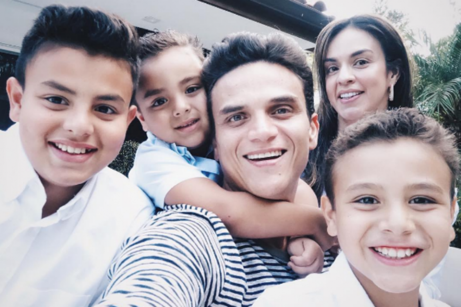 Silvestre Dangond adquirió lujosa mansión en Miami