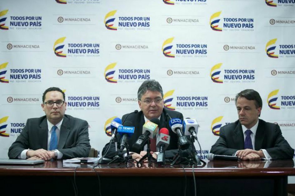 Gobierno recorta crecimiento de economía de 4,2% a 3,6% para 2015