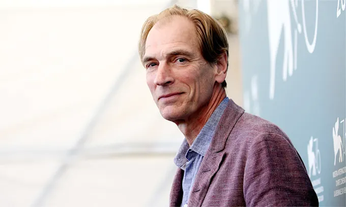 Declaran al actor Julian Sands como desaparecido tras una excursión de montaña