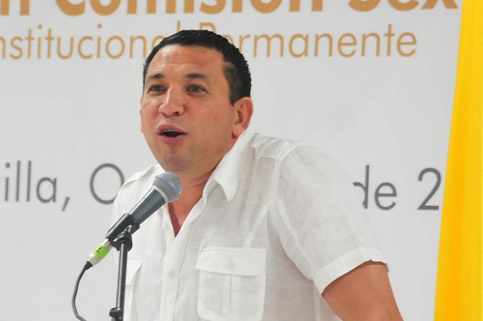 Por ebriedad,  Acuña tiene la curul en juego