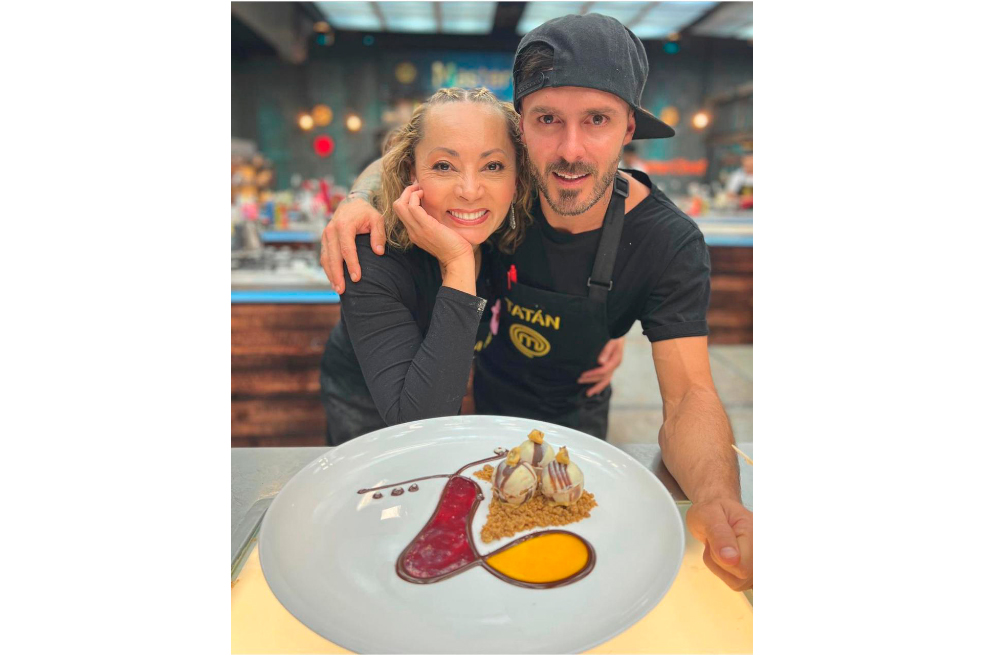 ‘MasterChef Celebrity’: Tatán Mejía celebró robándole beso a Aida Morales