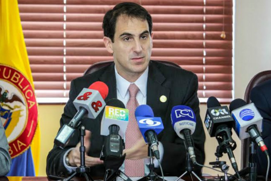 Gobierno detecta falsedad en algunas garantías de contratos petroleros