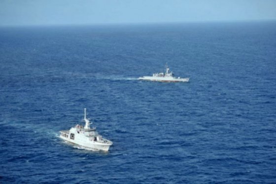 Armada Nacional busca a 15 inmigrantes que naufragaron en el Golfo de Urabá