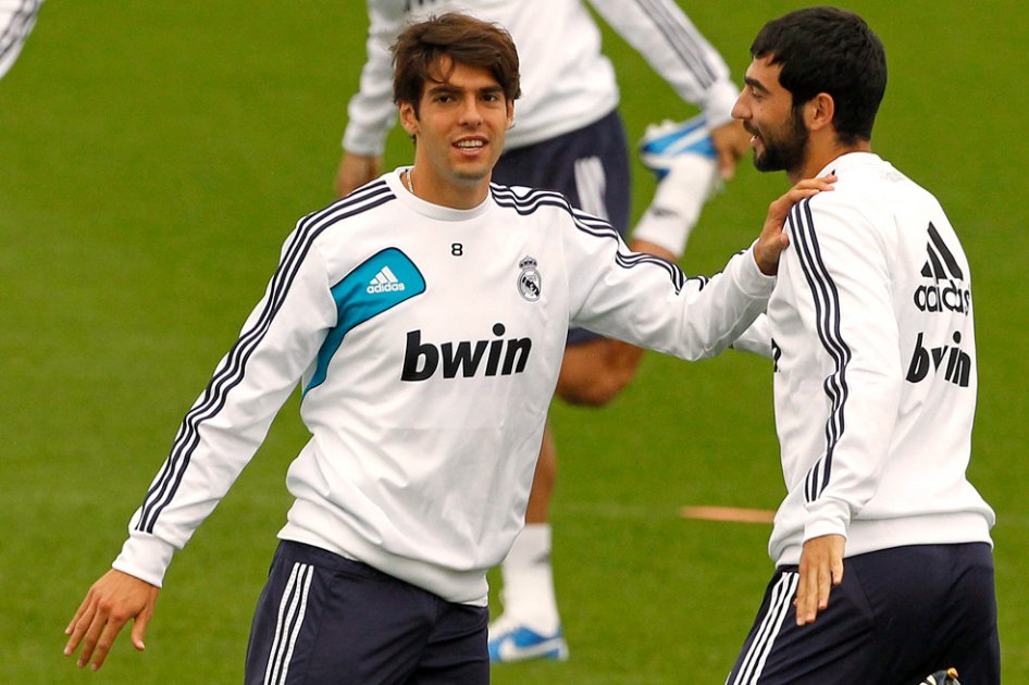 Real Madrid no ha intentado vender a Kaká, dice su presidente