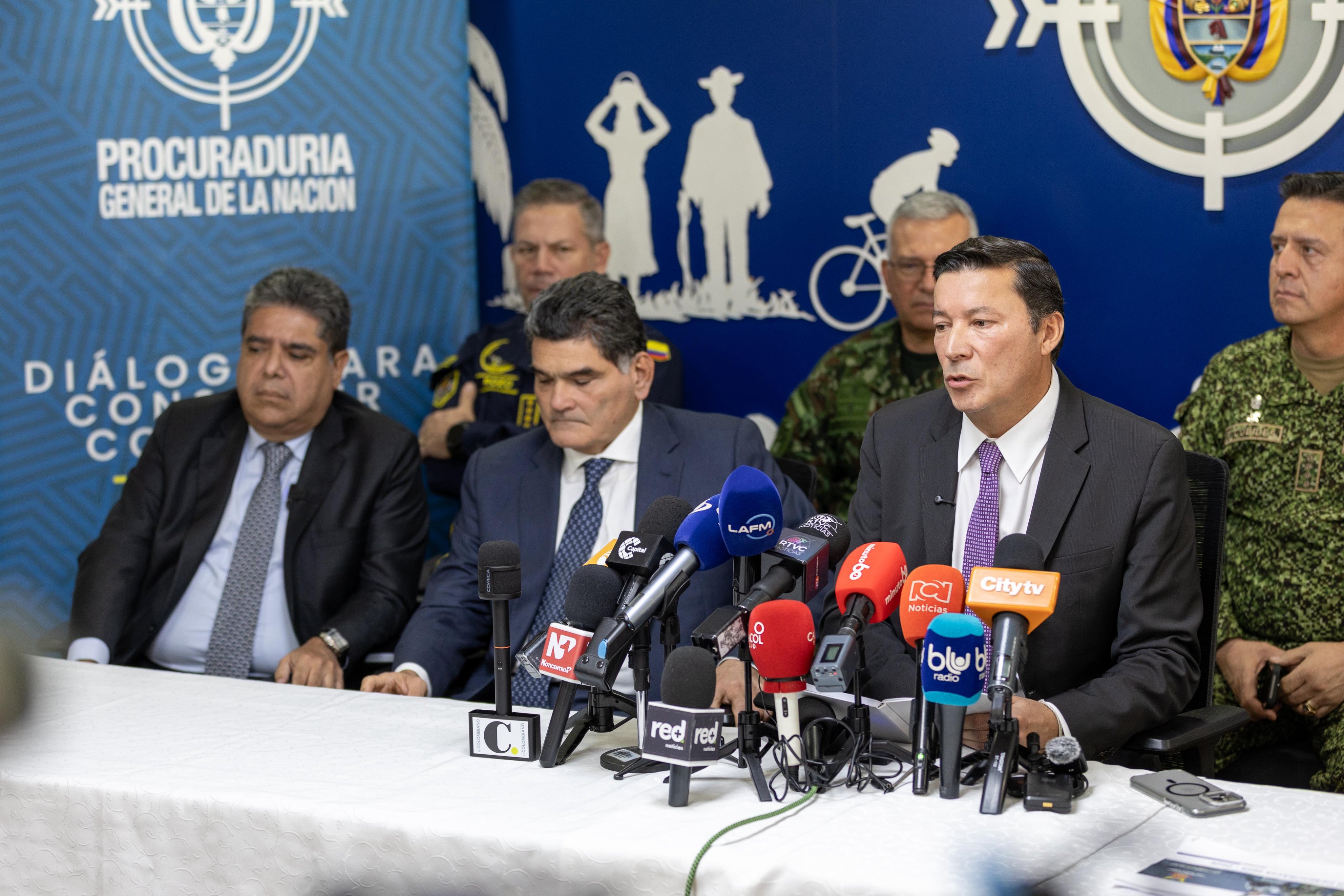 Registraduría y Procuraduría hacen llamado a no usar celulares en los puestos de votación