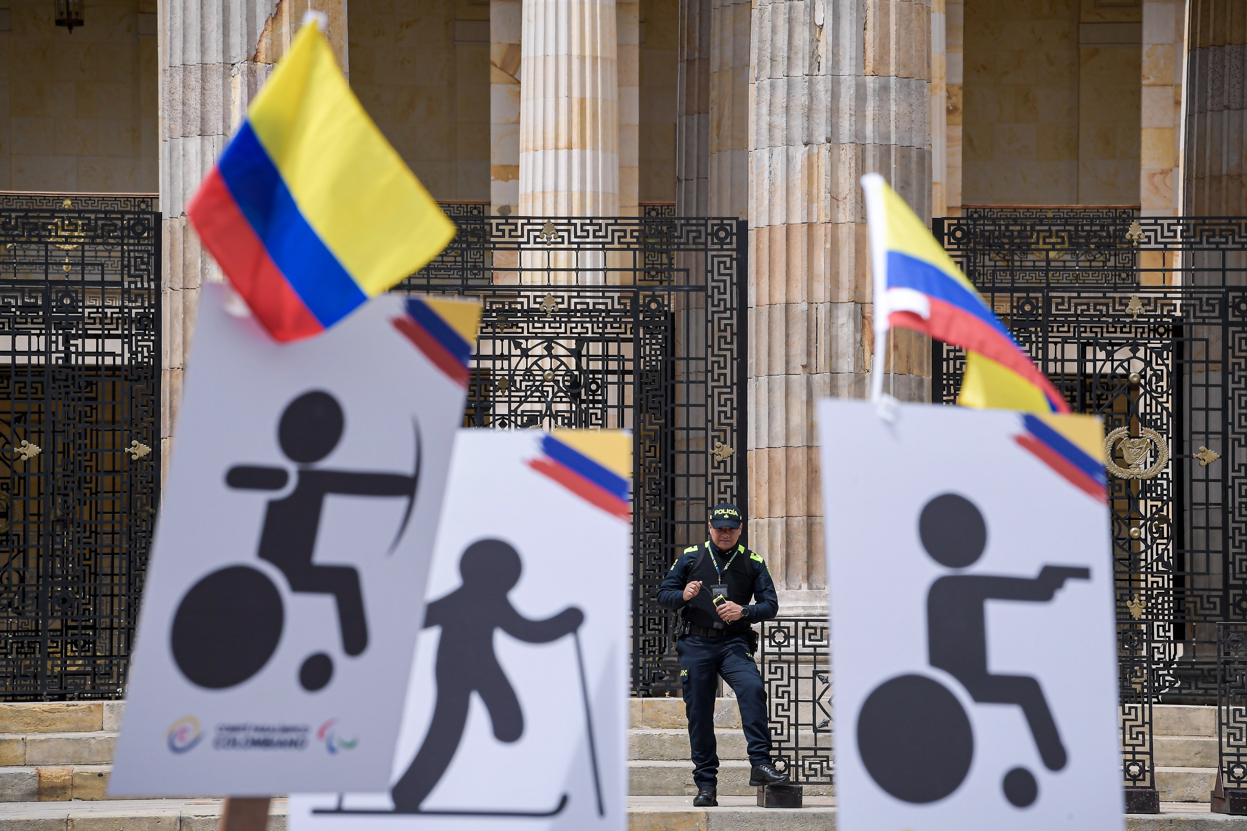 Las pancartas del Comité Paralímpico Colombiano.