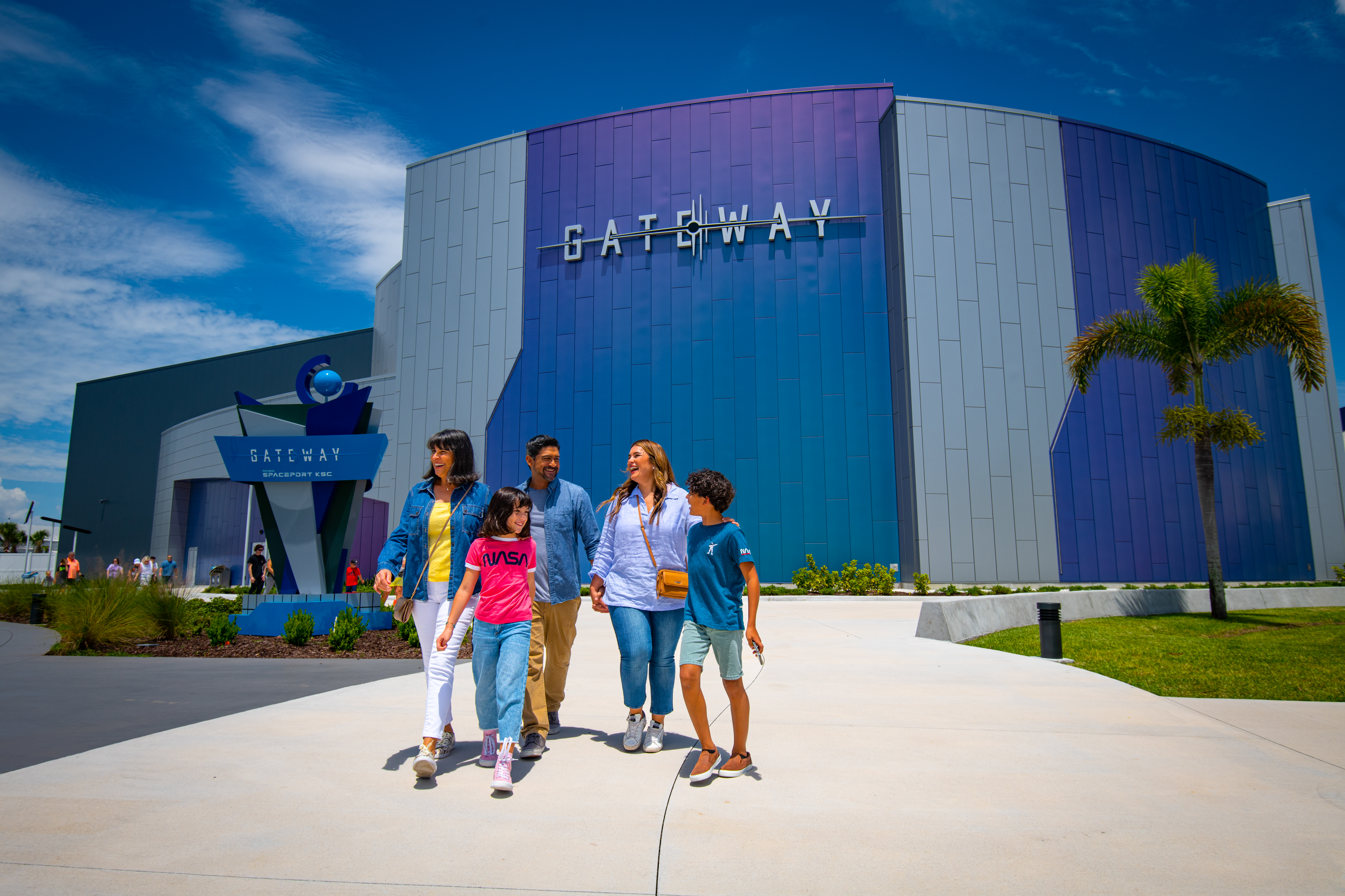 Kennedy Space Center Visitor Complex está abierto