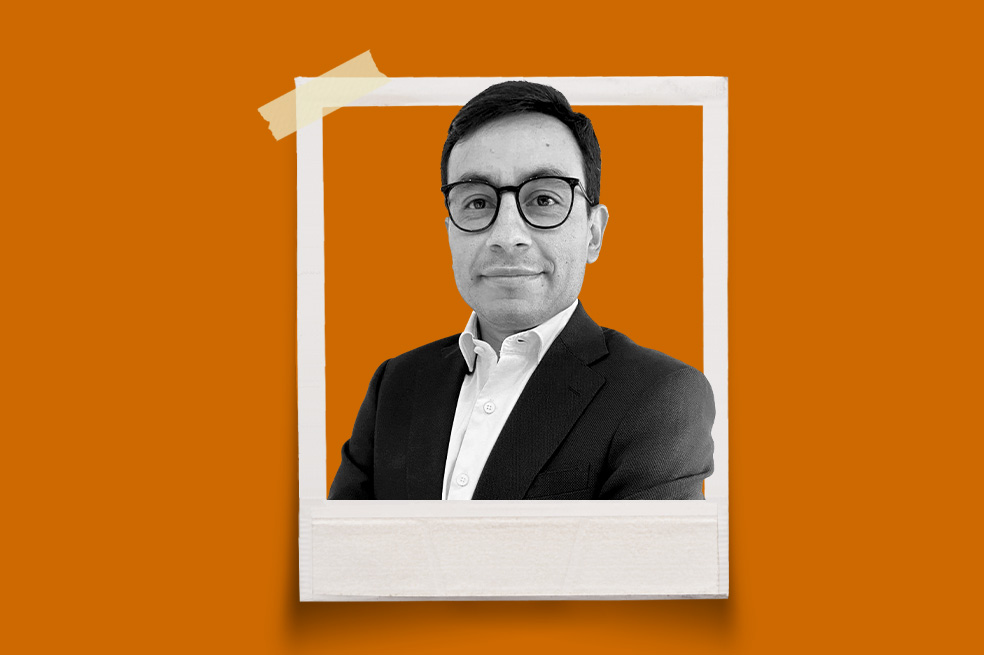 Luis Martínez se ha desempeñado como docente investigador en la Universidad Piloto de Colombia.