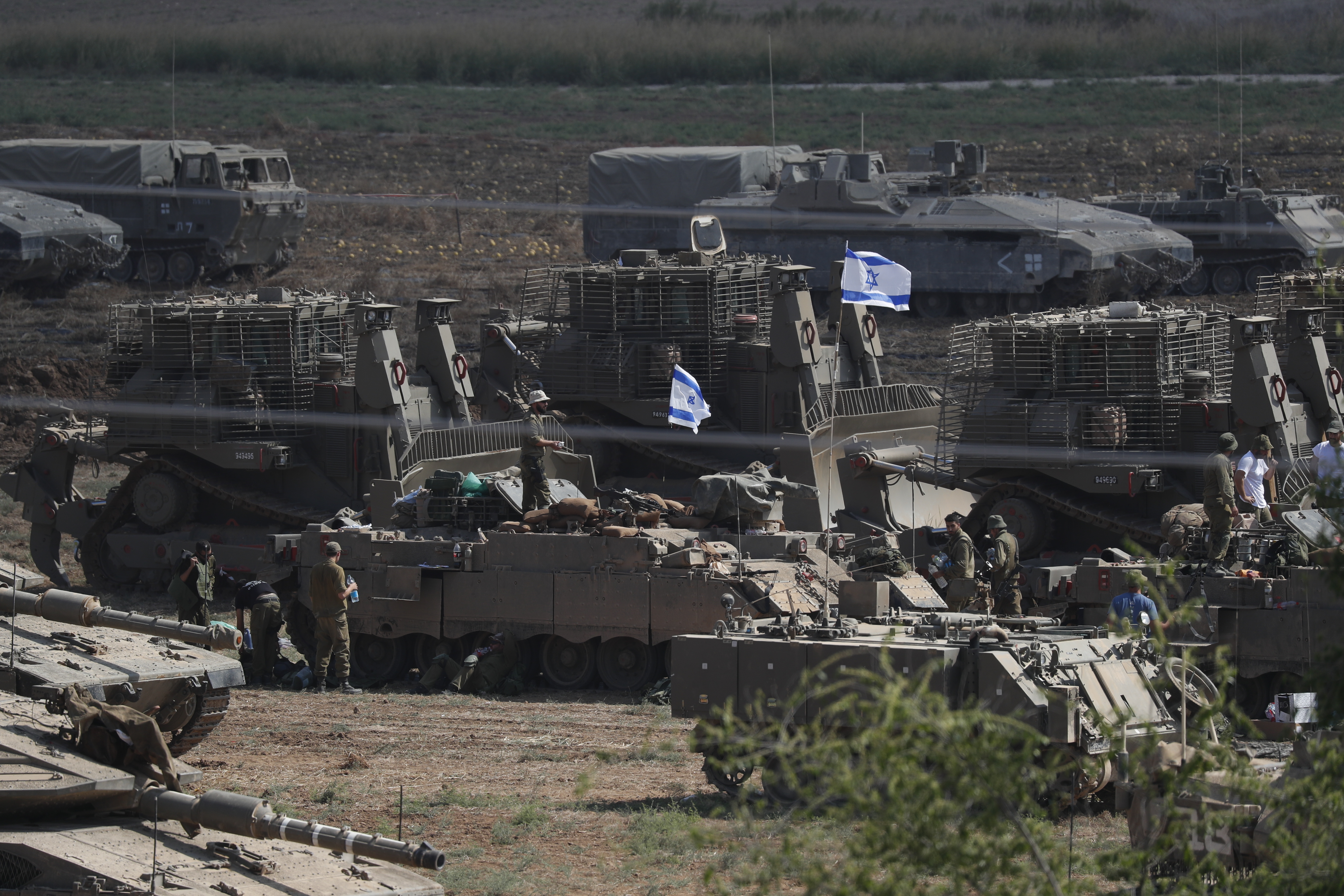 Israel anunció que “ampliará sus operaciones terrestres” en Gaza esta noche