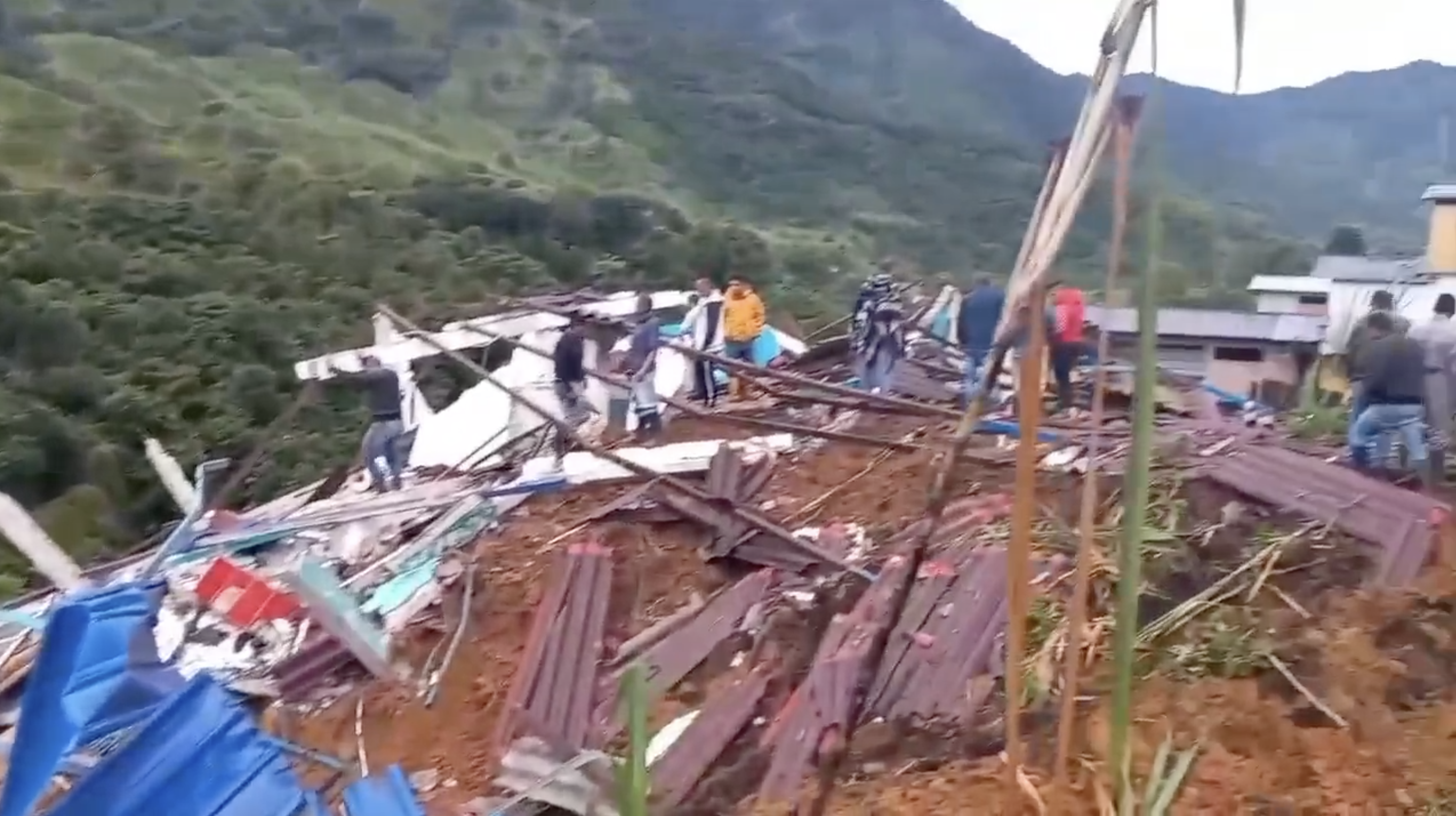 Avalancha en Nariño deja al menos cuatro muertos y 18 desaparecidos