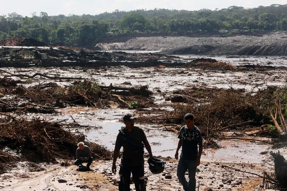 Dolor y resistencia: la aldea indígena amenazada por el desastre minero en Brasil