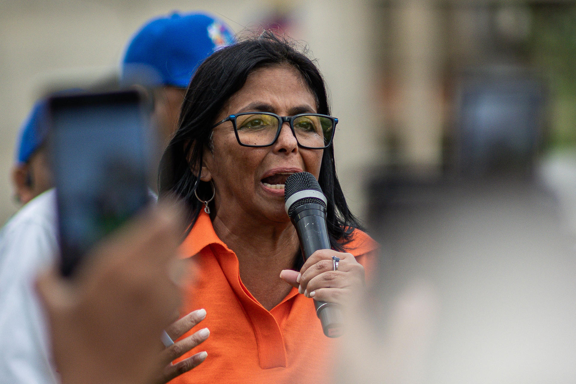 Delcy Rodríguez viajó a Países Bajos para “defender” a Venezuela de Guyana por el Esequibo