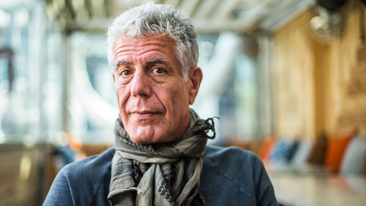 Revelan los últimos mensajes del chef Anthony Bourdain antes de quitarse la vida