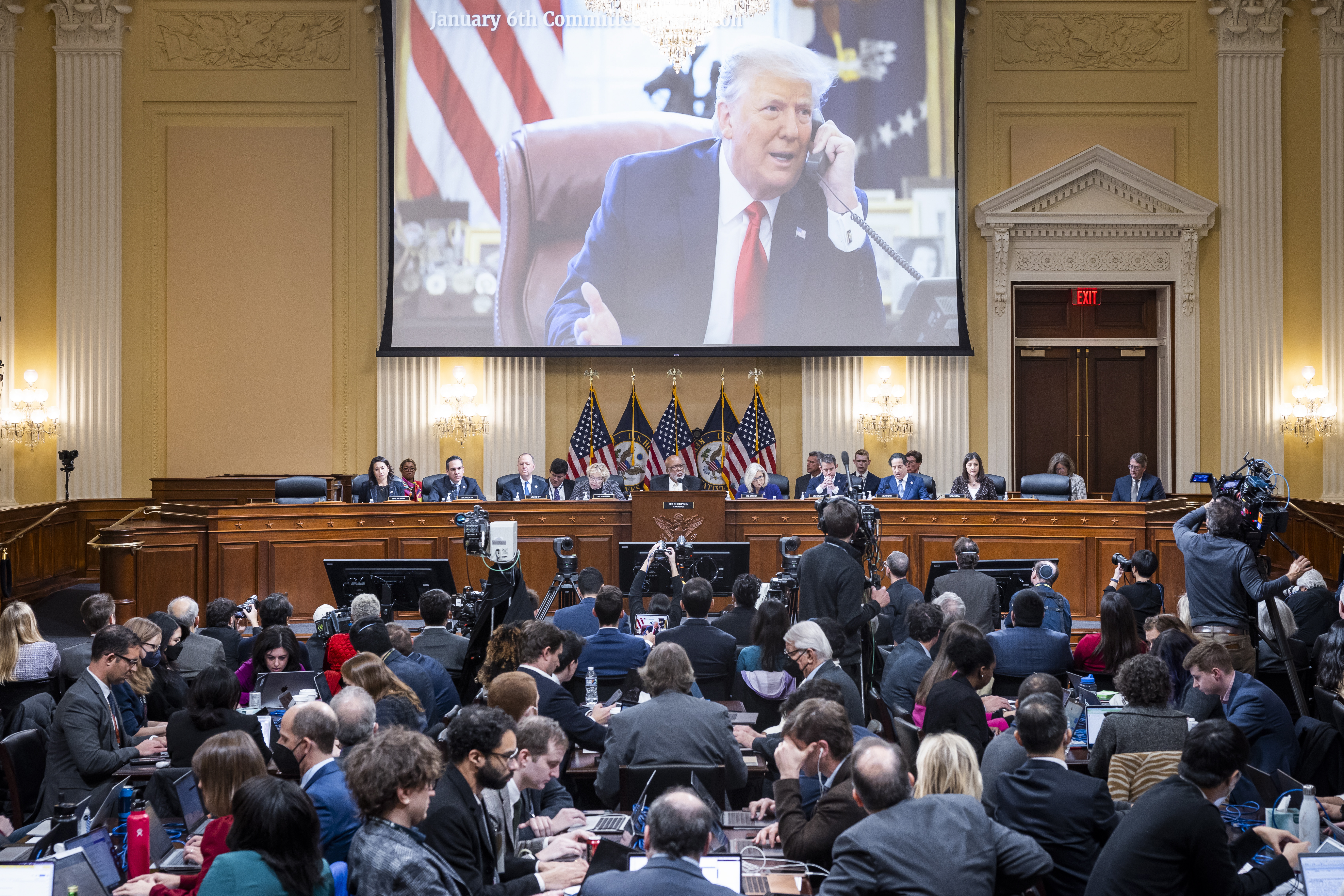 Donald Trump debe responder ante la justicia