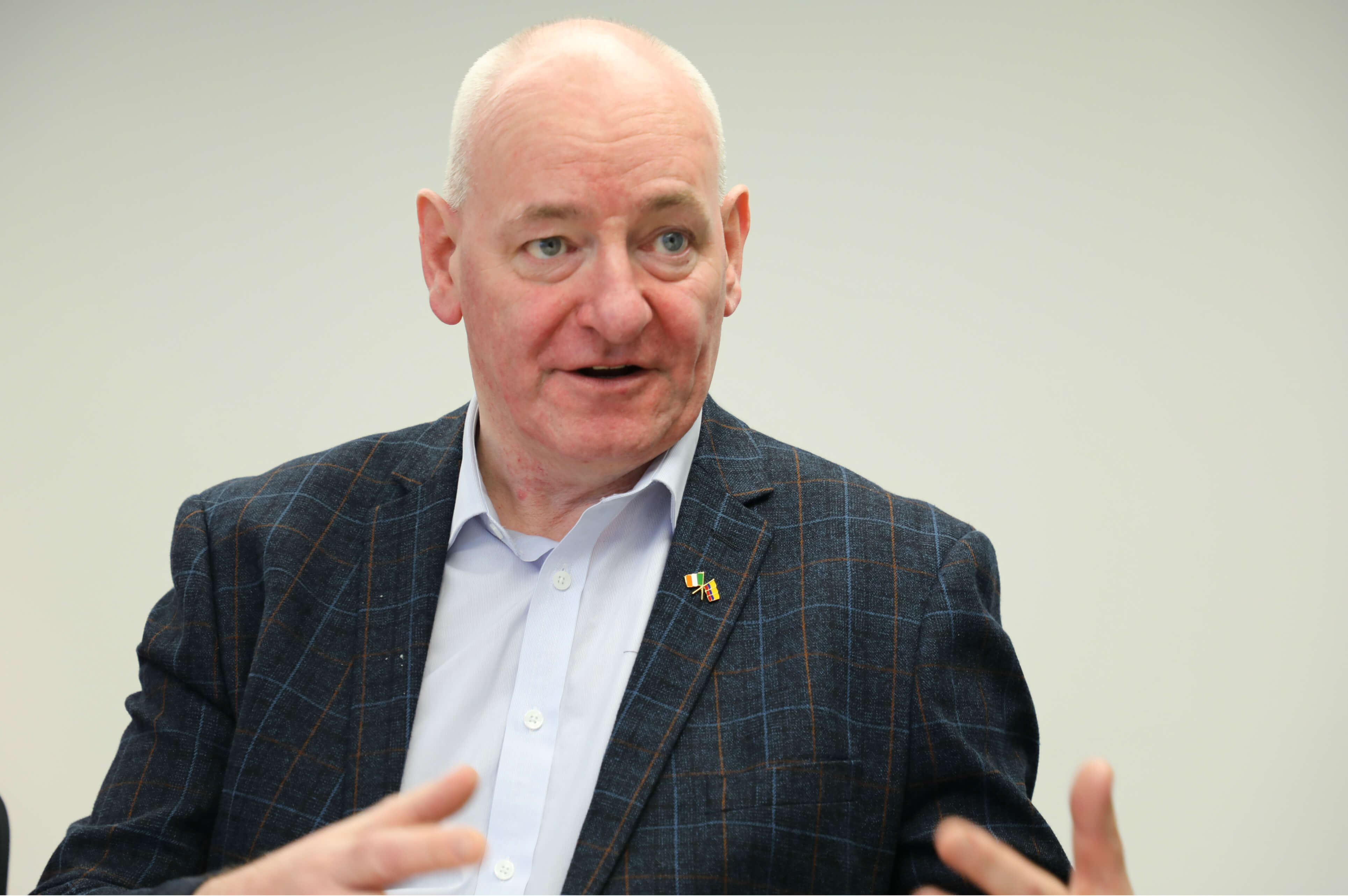 “No podemos permitir que la violencia sea la última palabra": Mark Durkan