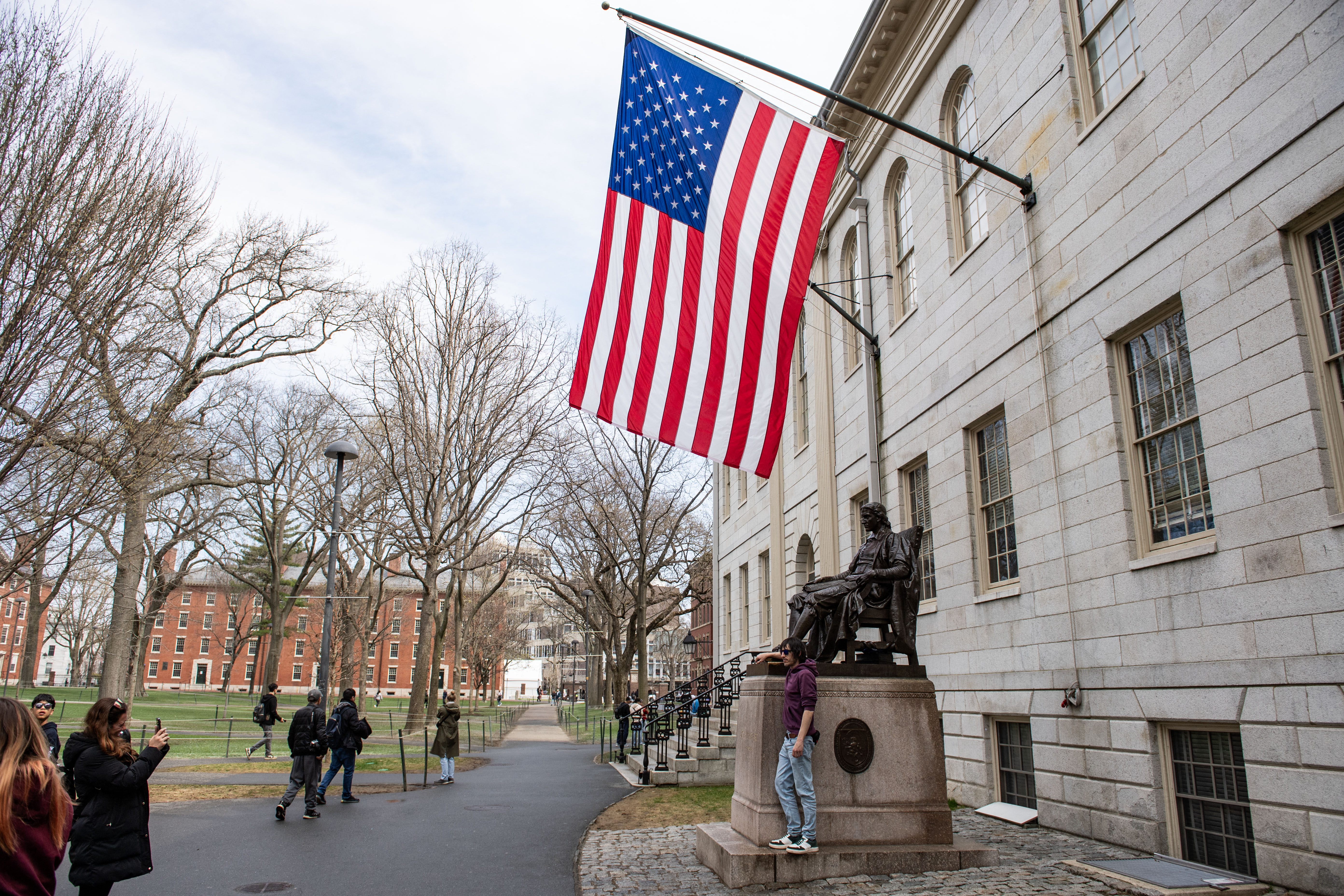 Trump se lanza contra Harvard: “Es una amenaza para la democracia”