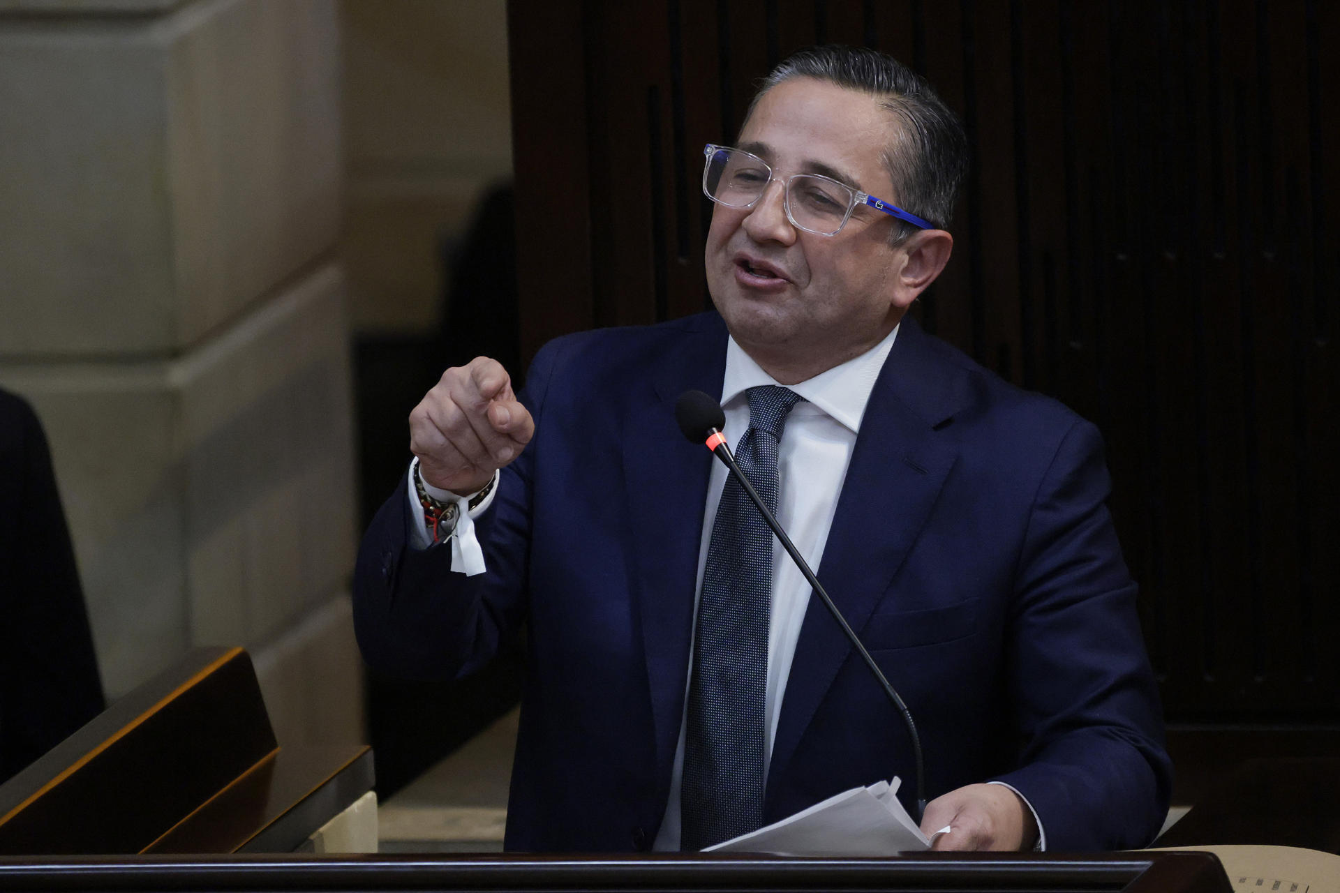 Congresista Julio César Triana denunció retiro de medidas de seguridad y pidió respuestas