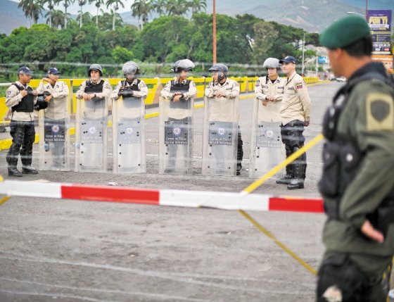 En Cúcuta esperan que Maduro abra la frontera tras elecciones parlamentarias