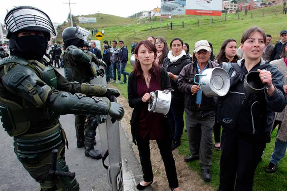 Gobierno, a responder por abusos del Esmad en paro agrario