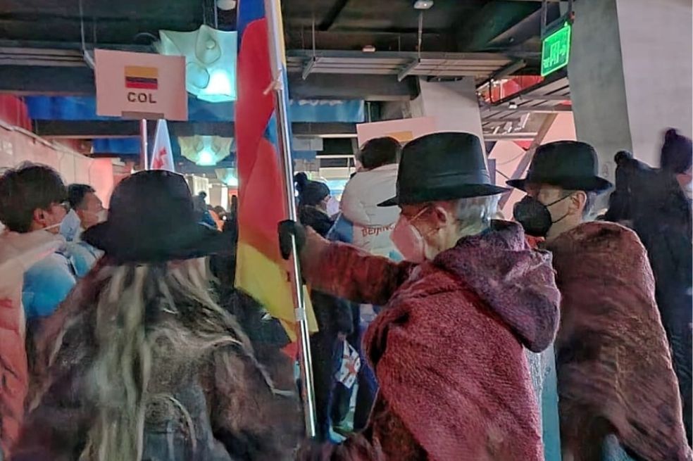 Así desfilo la bandera colombiana en la inauguración de los Juegos Olímpicos.