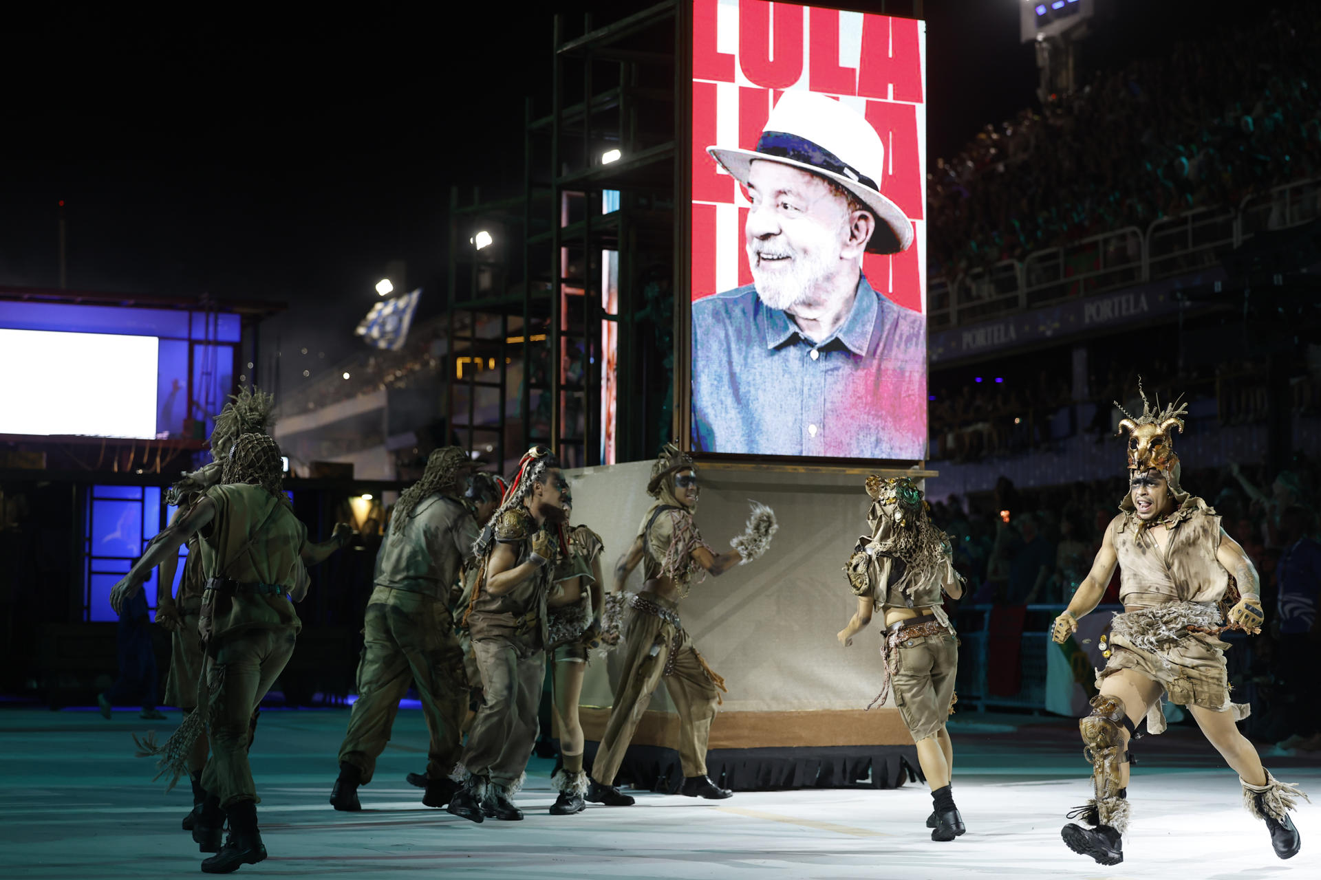 ¿Campaña política en el Carnaval de Río? Polémico tributo a Lula da Silva divide a Brasil