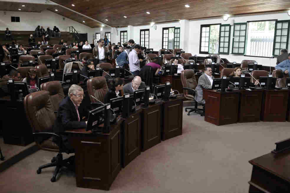 Batalla política por cupo de endeudamiento distrital