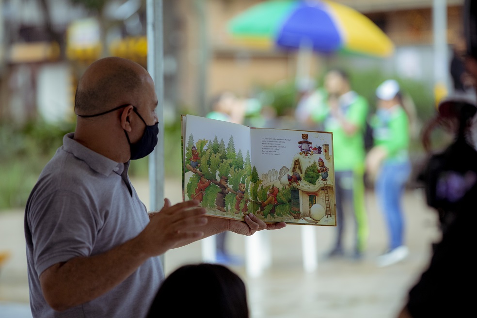 Actividades en Medellín para estas vacaciones: literatura, artesanías y talleres