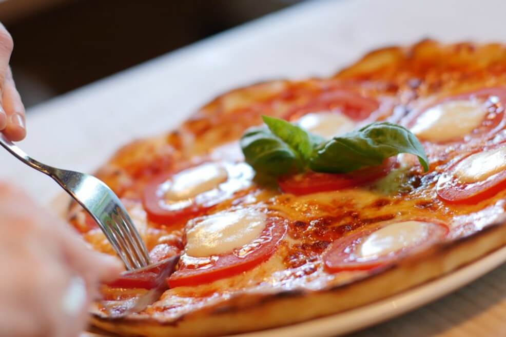 Las propiedades medicinales de la pizza y otros ganadores de la parodia de los Nobel