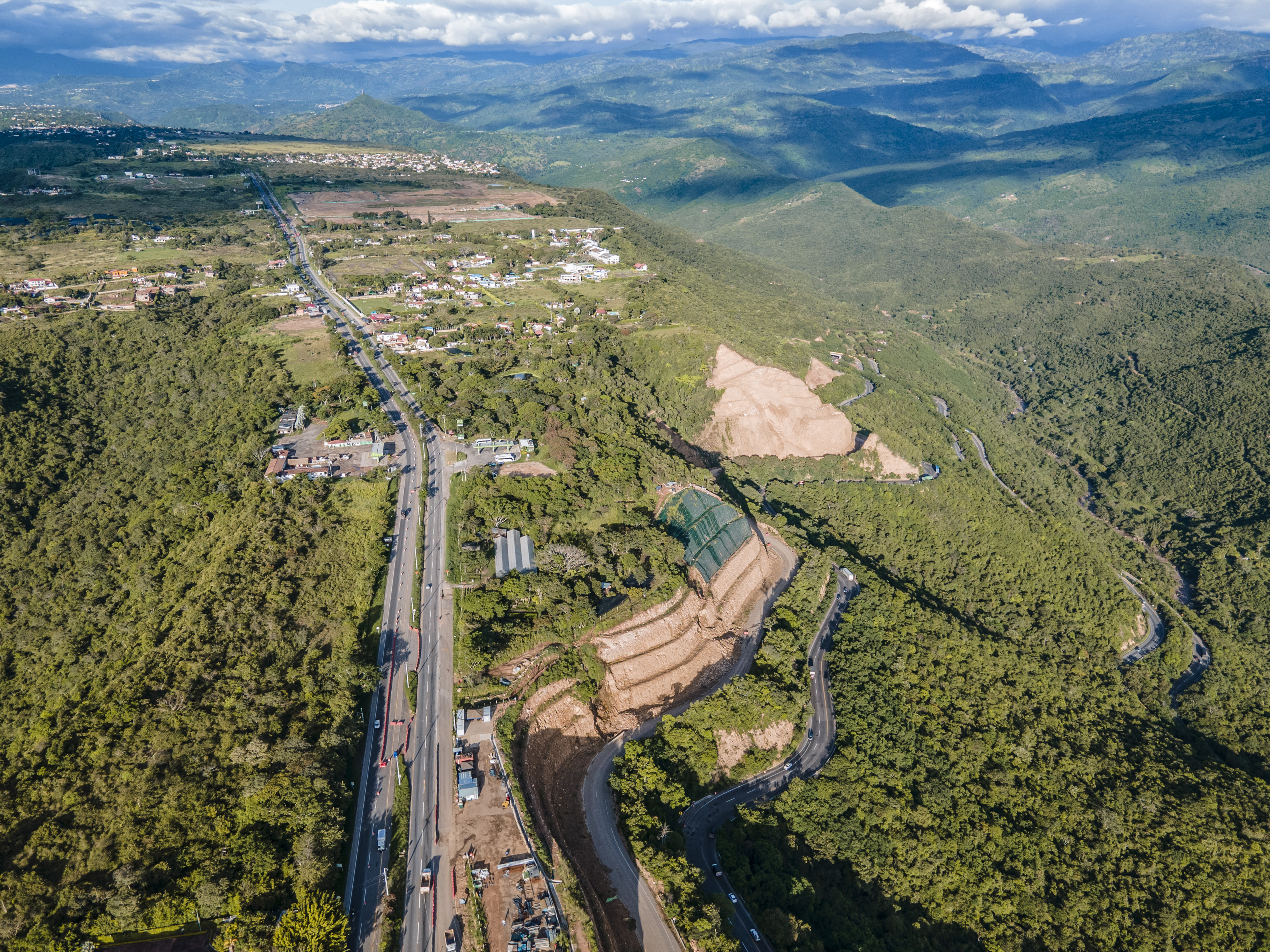 ¡Ojo! La vía Bogotá-Girardot cuenta con una sola calzada en tres puntos, estos son