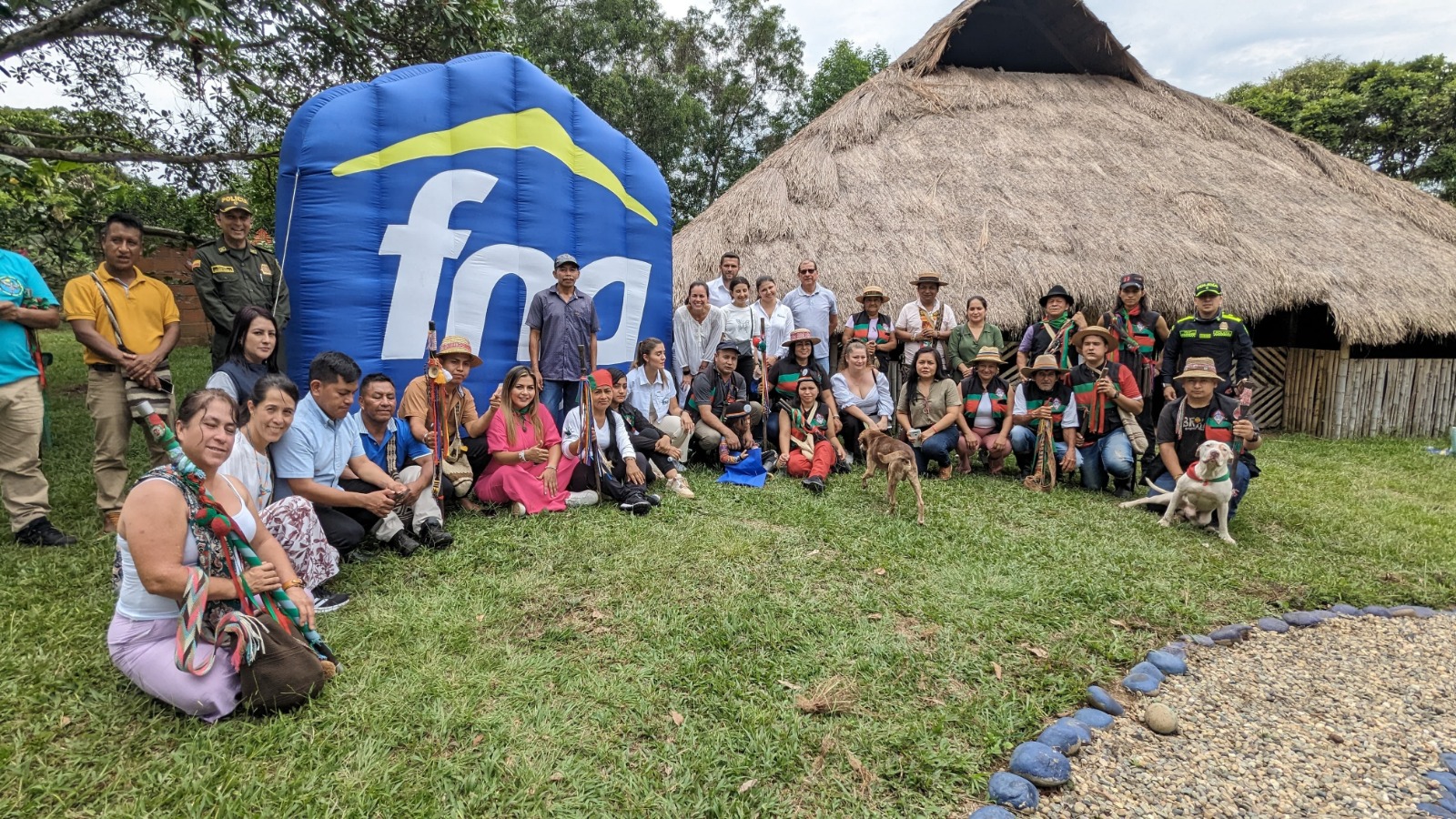 El Fondo Nacional del Ahorro firma acuerdo para dar vivienda al pueblo Nasa