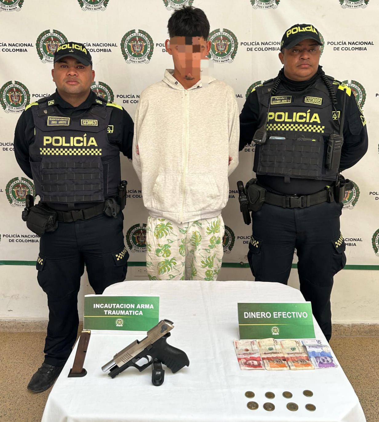 El procedimiento policial se realizó en el barrio Roble Amarillo, en el municipio de Santo Tomás