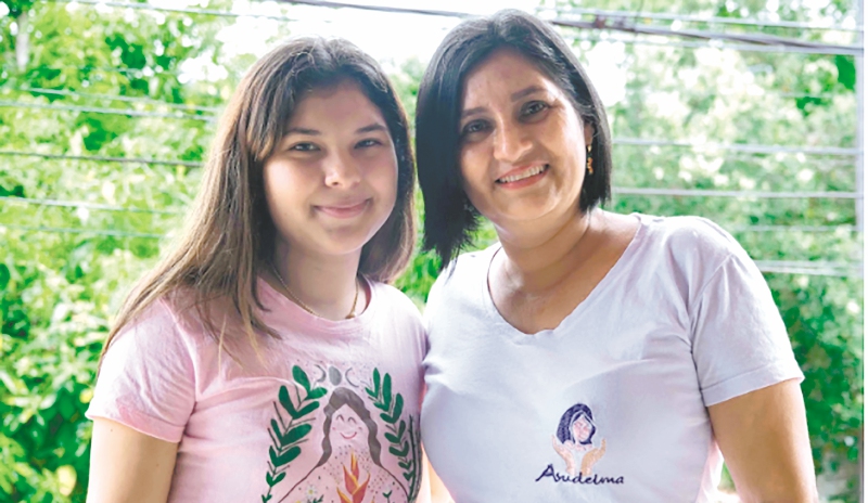 Yuliana y Mariela, su mamá, son ejemplo del relevo generacional en la defensa de los derechos en Caquetá.