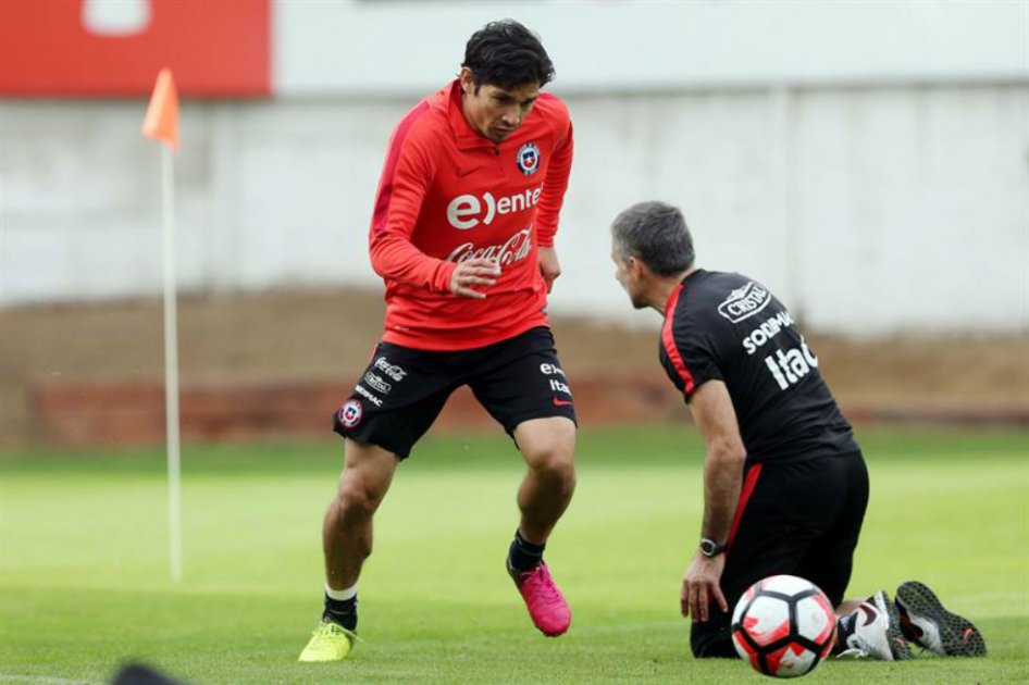 Otra baja más para Chile: Matías Fernández fuera de la Copa América