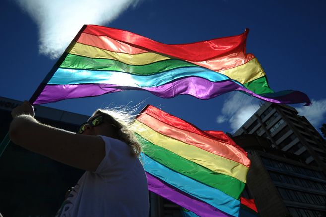 Un libro para entender la violencia contra la población LGBT en el conflicto armado