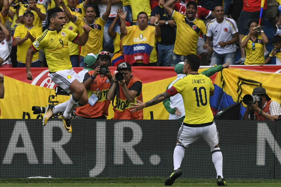 Colombia se mantiene en el puesto 13 del ranking FIFA