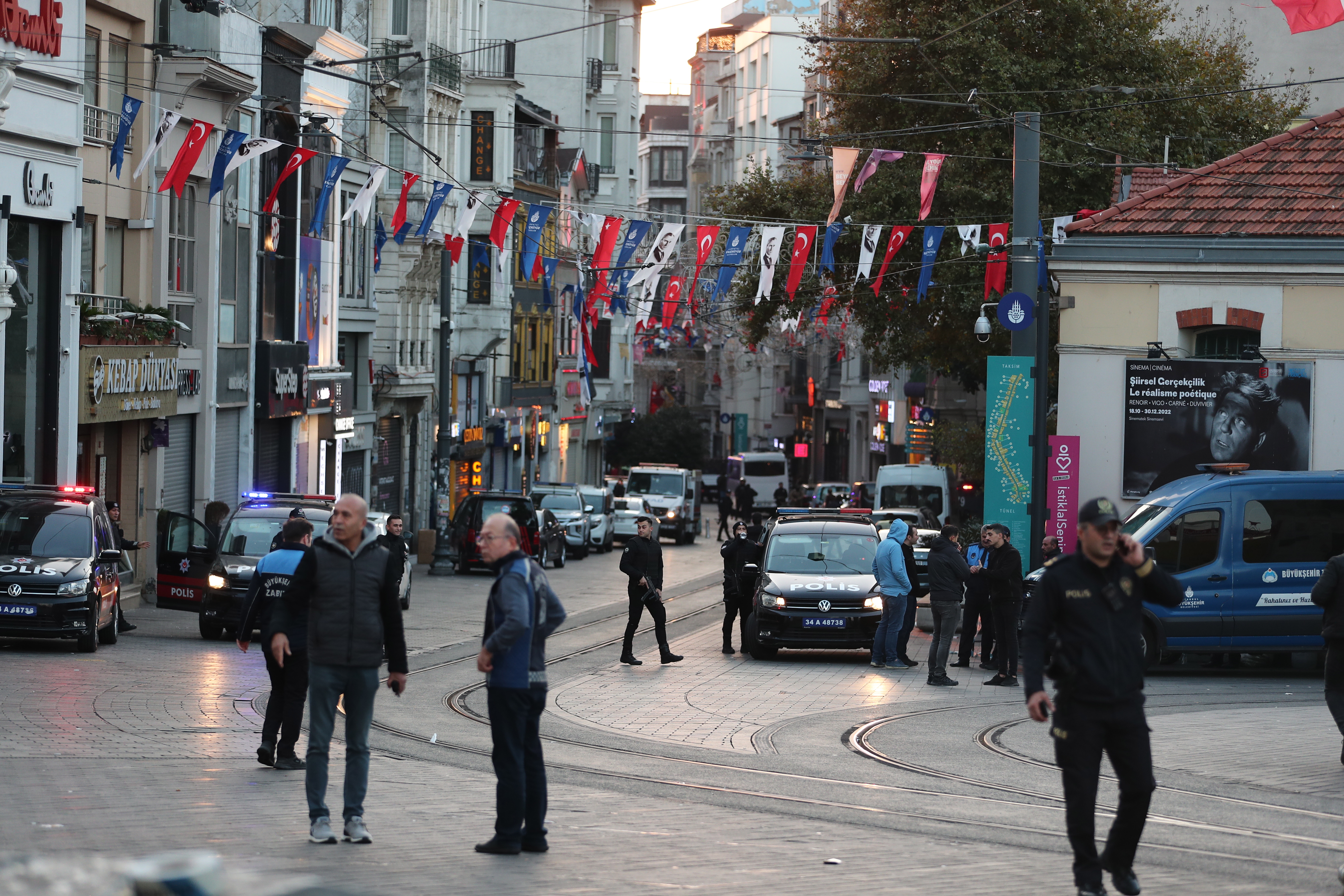 Al menos seis muertos tras explosión en el centro de Estambul (Turquía)