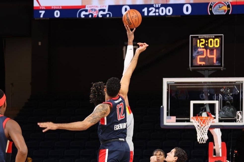 Echenique brilló en los Playoffs de la G-League de la NBA y ya está en cuartos