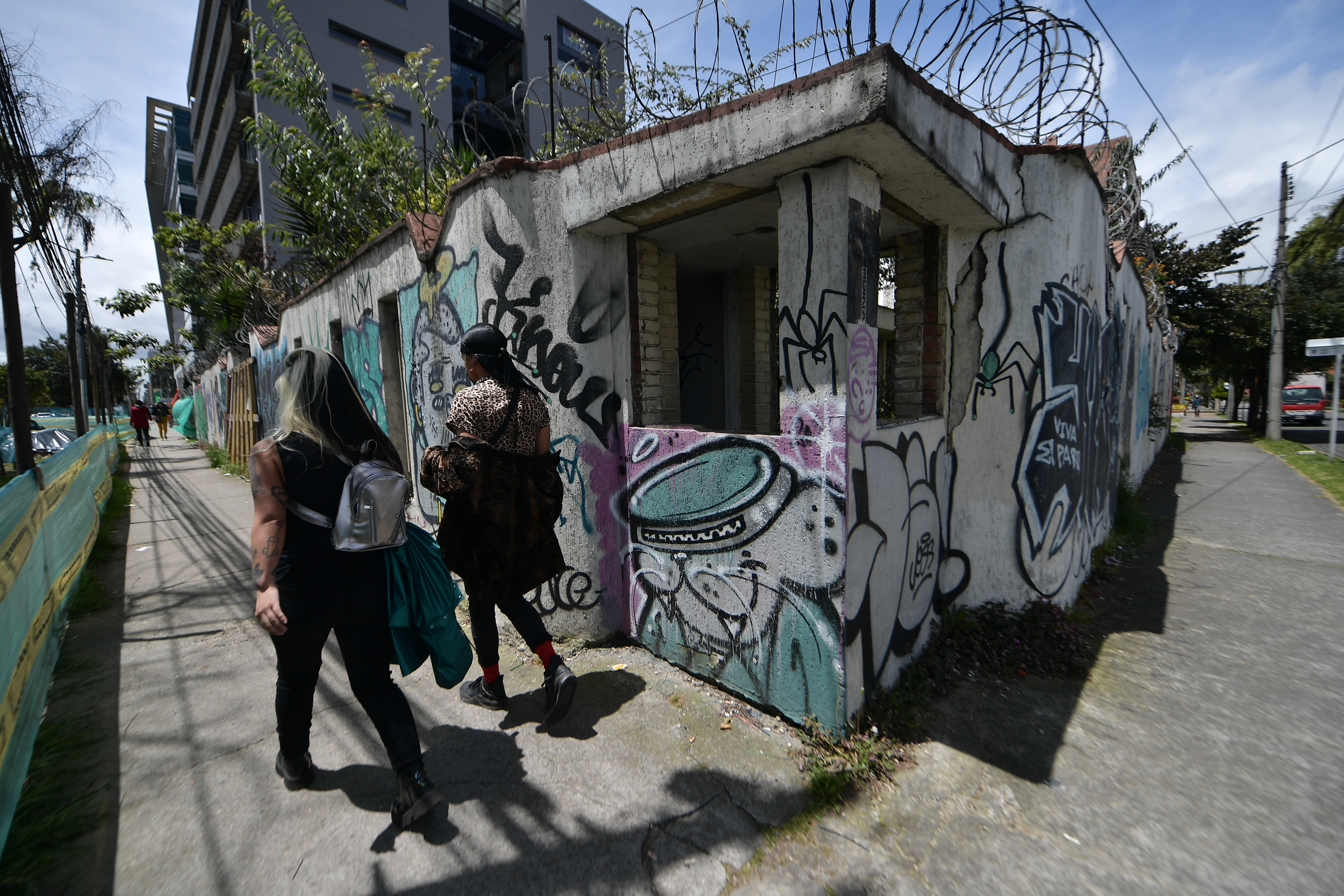 Consulado de Venezuela abandonado en Bogotá
