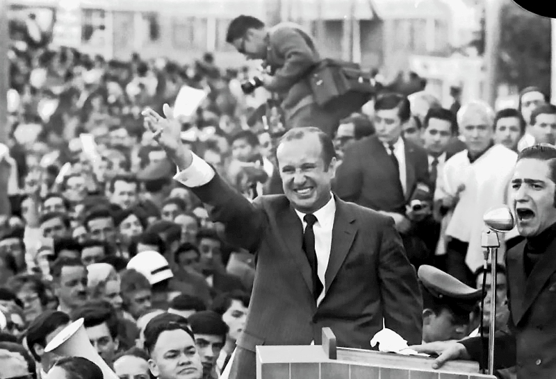 De la solución a una dictadura al fin del bipartidismo