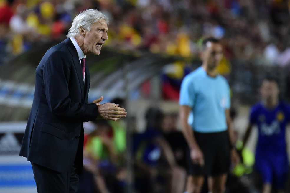 «El jugador debe saber que tiene un compromiso con la selección y el futuro de todos»: Pékerman