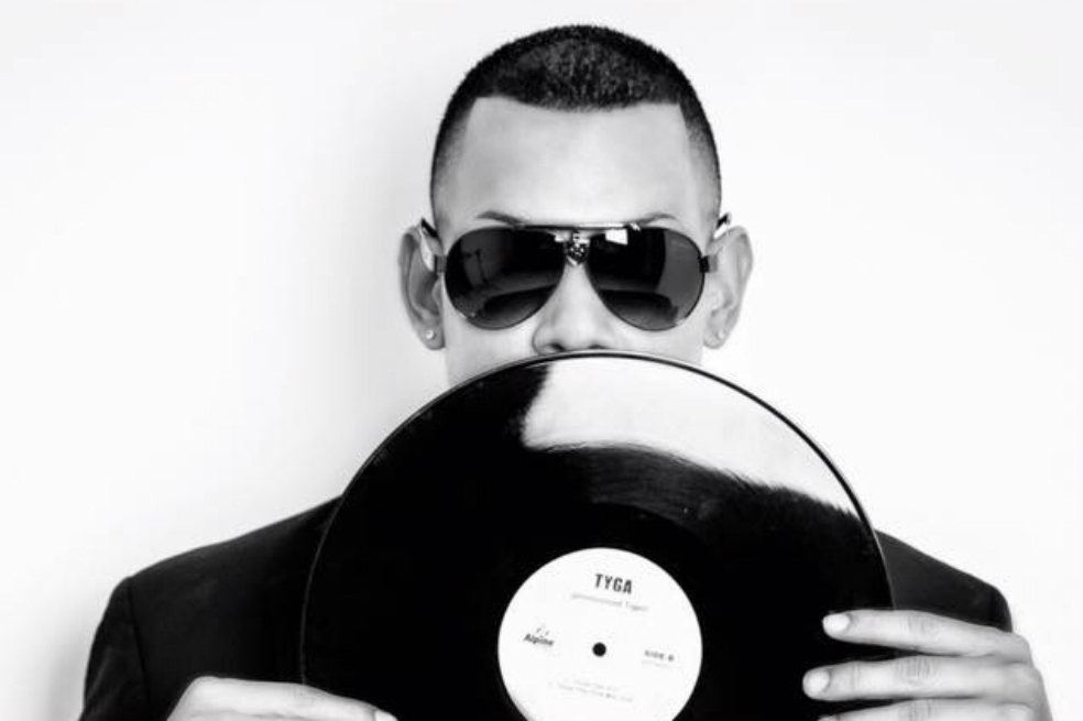 Nils Felipe Manuel Ochoa, Dj Felo.