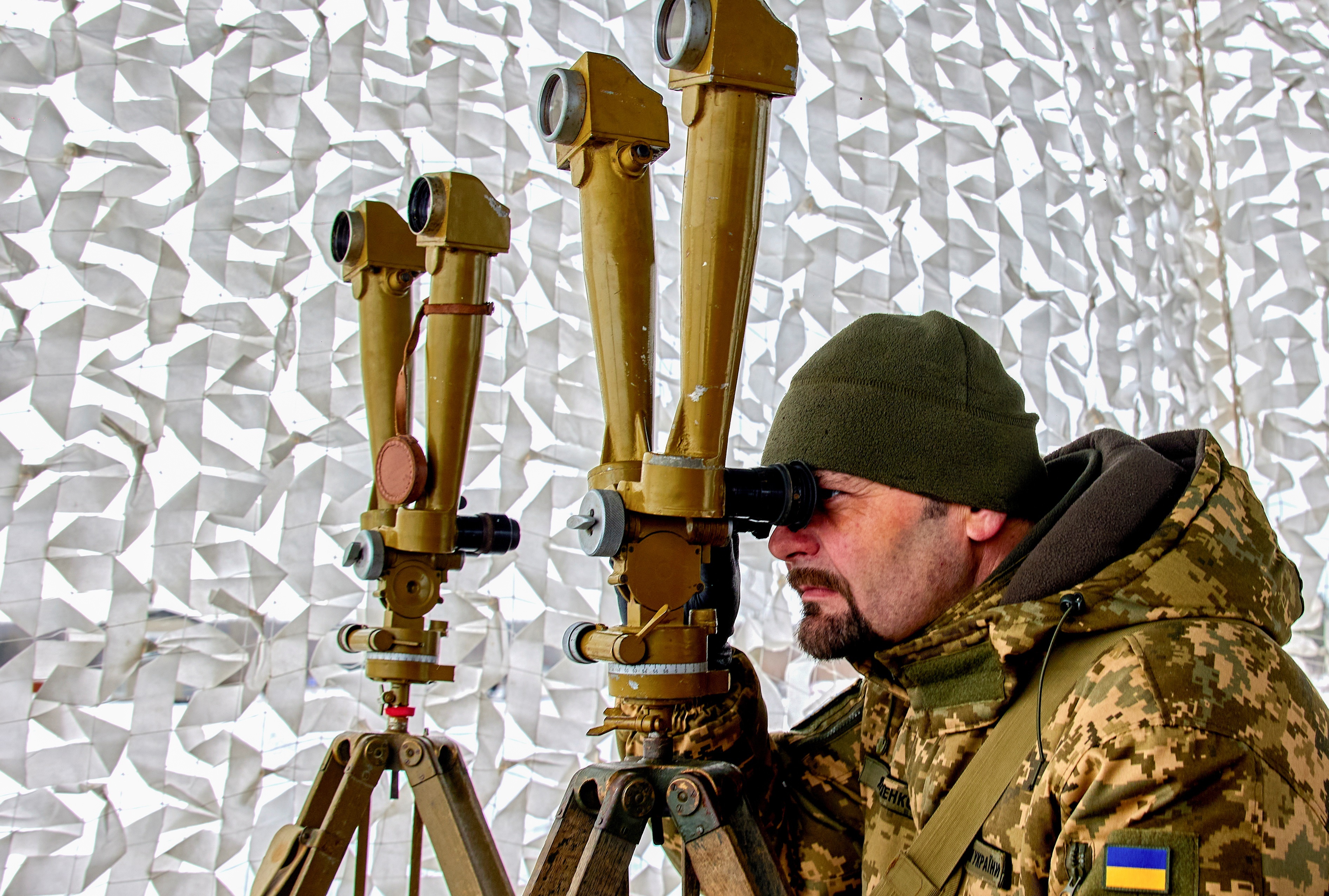 Kharkiv (Ukraine), 10/02/2022.- Ukrainian Armed Forces hold a drill on a shooting range of the 92nd separate mechanized brigade of Ukrainian Armed Forces near Chuguev city of Kharkiv's area, Eastern Ukraine, 10 February 2022 amid escalation on the Ukraine-Russia border. (Rusia, Ucrania) EFE/EPA/SERGEY KOZLOV