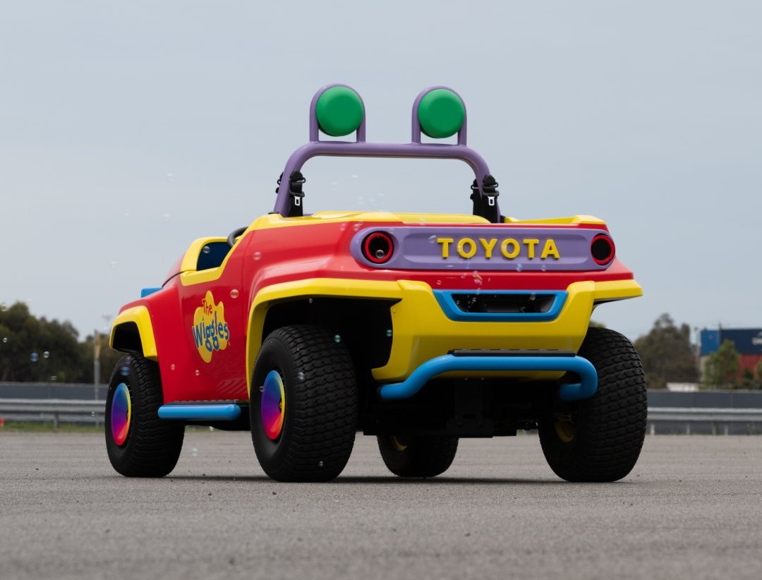 Toyota presenta un Land Cruiser totalmente funcional para niños